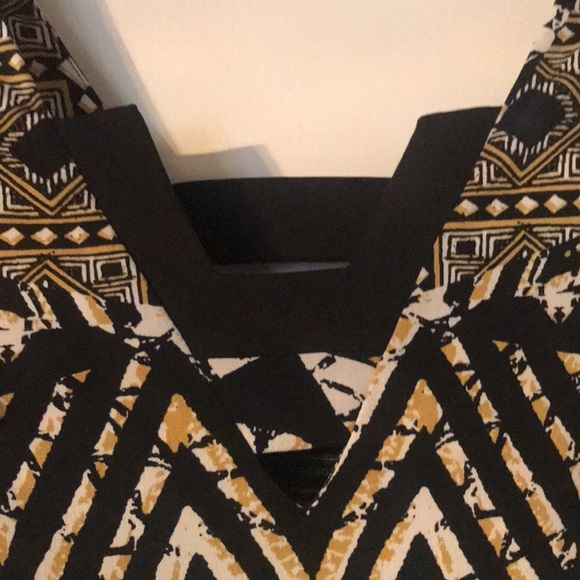 BCBGMaxazria dress, excellent condition worn once - Picture 3 of 4